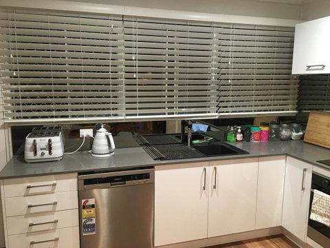 Chevron Luxury Pad - Accommodation Gladstone 1