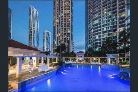 Chevron Renaissance Towers - Accommodation Gladstone 3
