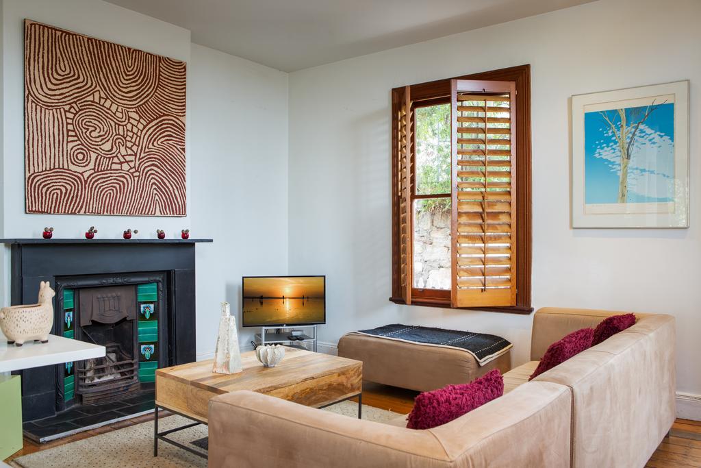 Balmain East NSW Accommodation Gladstone