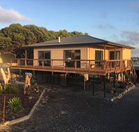 Chill n Sea Coastal Retreat - Accommodation Gladstone