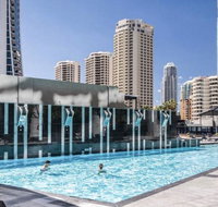 Circle on Cavill Ocean View - Accommodation Gladstone