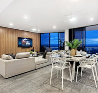 Circle On Cavill Subpenthouse - Accommodation Gladstone