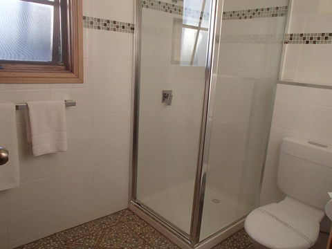 City Colonial Motor Inn - Accommodation Gladstone 3