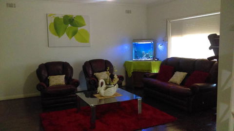City Holiday Home Mildura - Accommodation Gladstone 3