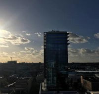 City Rest with views - high up sleeps 4  parking - Accommodation Gladstone