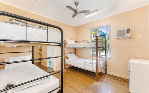 Civic Guesthouse - Accommodation Gladstone 2