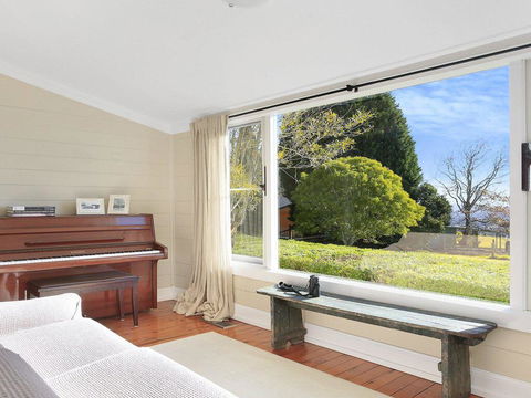 Cloudhill - Magnificent Rural Views To Sydney - Accommodation Gladstone 2