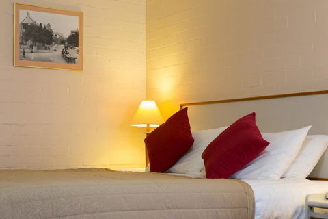 Club Motel Armidale - Accommodation Gladstone 2