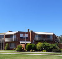 cluBarham Motel - Accommodation Gladstone
