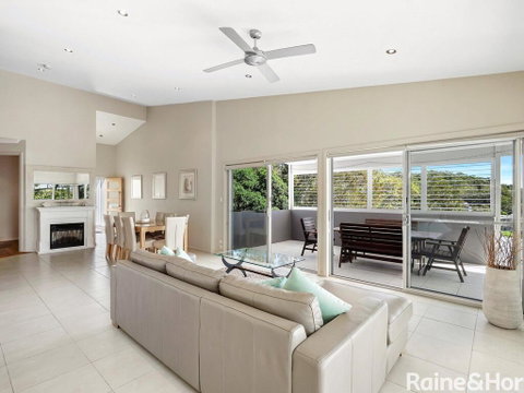 Coast - 3/42 Avoca Drive, Avoca Beach - Accommodation Gladstone 2