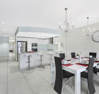 Coast Luxury Apartment 21 - Accommodation Gladstone