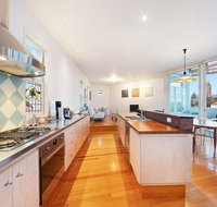 Coastal Penthouse at Coogee Beach - Accommodation Gladstone