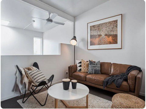 COCOMO VILLA - Accommodation Gladstone 3