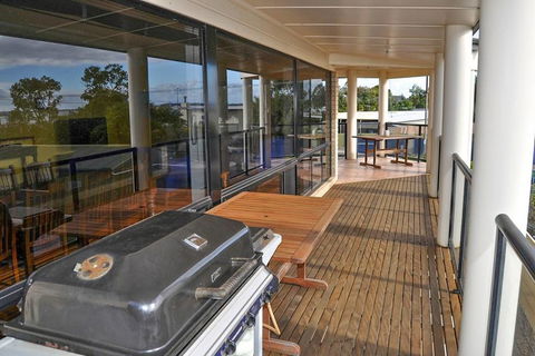 Coffin Bay Retreat - Accommodation Gladstone 2