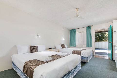 Coffs Harbour Pacific Palms Motel - Accommodation Gladstone 1
