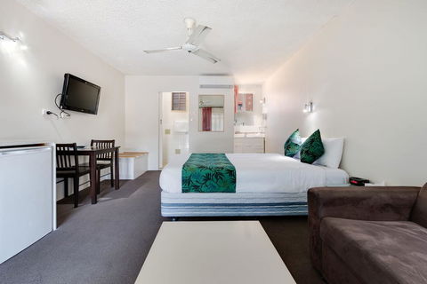 Coffs Harbour Pacific Palms Motel - Accommodation Gladstone 0