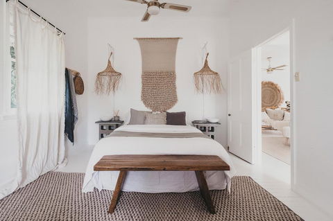 Collective Retreat - Charming Holiday Escape - Accommodation Gladstone 1