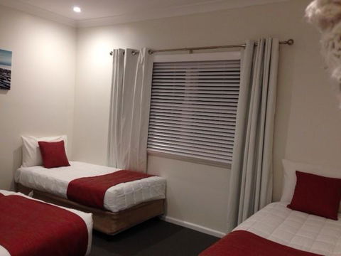 Colonial Lodge Motor Inn - Accommodation Gladstone 2