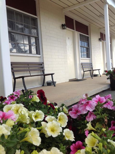 Colonial Lodge Motor Inn - Accommodation Gladstone 3