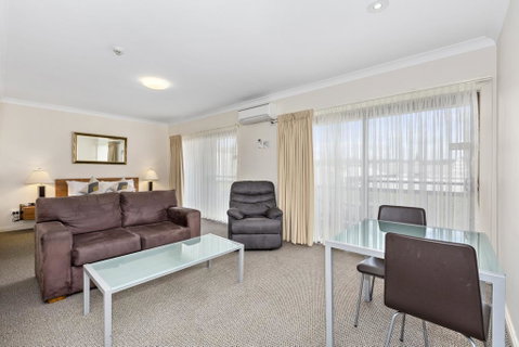 Comfort Inn Centrepoint Motel - Accommodation Gladstone 3