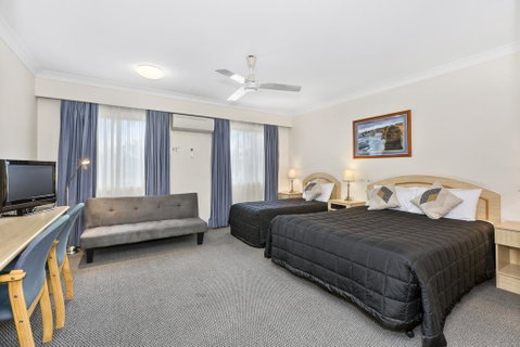 Comfort Inn Centrepoint Motel - Accommodation Gladstone 2