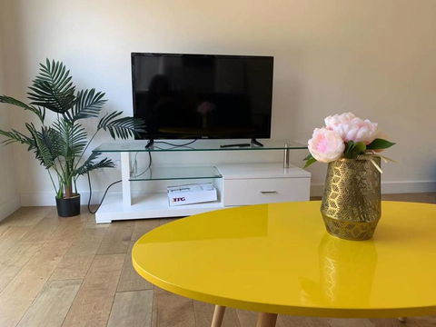Comfortable Bedroom In Bentleigh East - Accommodation Gladstone 1