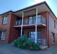 Comfortable Bedroom in Bentleigh East - Accommodation Gladstone