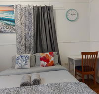 Comfortable Guest Room closes to Emerald CBD - Accommodation Gladstone