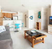 Comfy Coogee 1 Bedroom Hideaway - Accommodation Gladstone