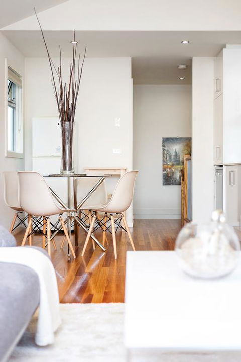 Complete Host Richmond Townhouse Collection - Accommodation Gladstone 3