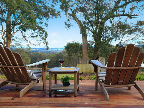 Cooinda - 50 Percent Off Third Night On Weekend - Accommodation Gladstone 0