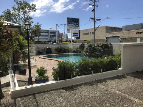 Cooks Endeavour Motor Inn - Accommodation Gladstone 2