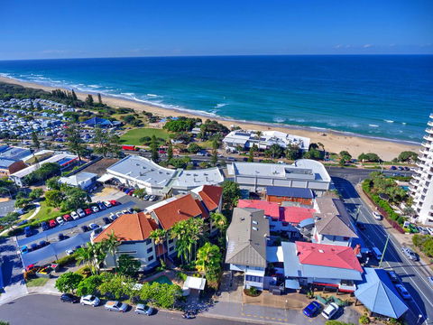 Coolum Beach Resort - Accommodation Gladstone 0