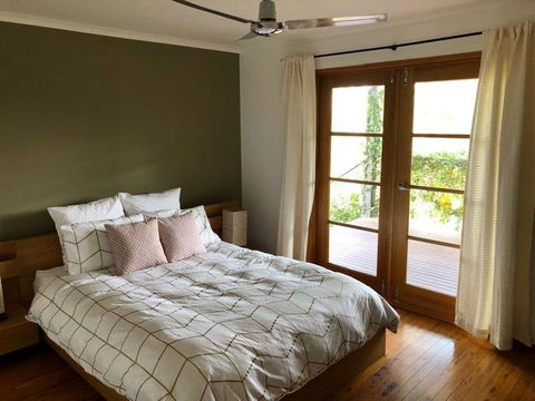 Coopers Run - Accommodation Gladstone 2