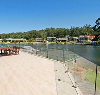 Cormorant Waterfront Home - Accommodation Gladstone