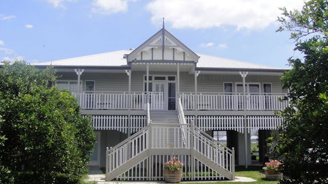 Cornwallis House - Accommodation Gladstone 3