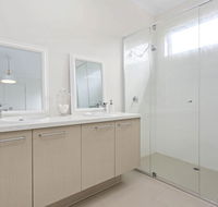 CORYMBIA - MOUNT MARTHA - Accommodation Gladstone