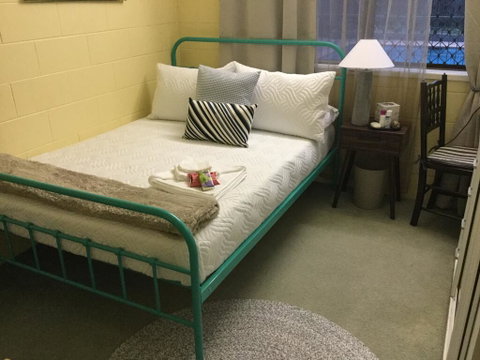 Cosy Bed & Breakfast - Accommodation Gladstone 2
