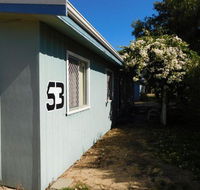 Cottage 53 - Topspot Cottages - Accommodation Gladstone