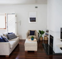 Cottesloe Beach Villa With Large Courtyard Sleeps 4 - Accommodation Gladstone