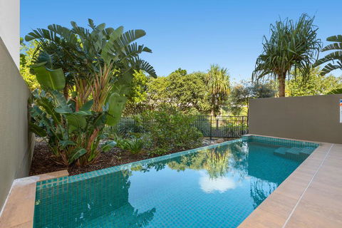 COTTON BEACH 75 - PLUNGE POOL - Accommodation Gladstone 1