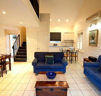 Country Apartments - Accommodation Gladstone