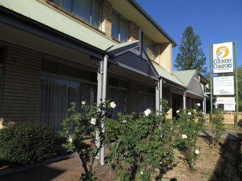 Country Comfort Armidale - Accommodation Gladstone 0
