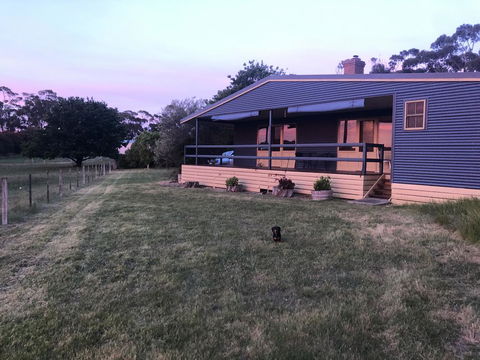 Country Farm House Close To Ballarat - Accommodation Gladstone 0