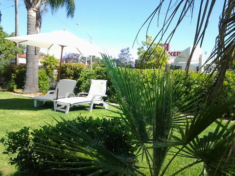 Country Leisure Motor Inn - Accommodation Gladstone 2
