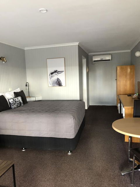 Country Roads Motor Inn - Accommodation Gladstone 1