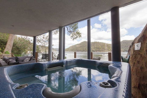 CowanWaters - Accommodation Gladstone 3