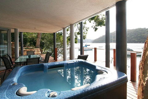 CowanWaters - Accommodation Gladstone 2