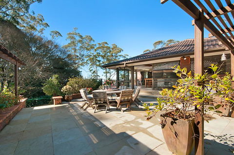 Craigdarroch Courtyard Cottage, 22 Bartle Road - Accommodation Gladstone 3