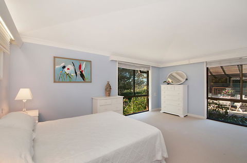 Craigdarroch Courtyard Cottage, 22 Bartle Road - Accommodation Gladstone 1